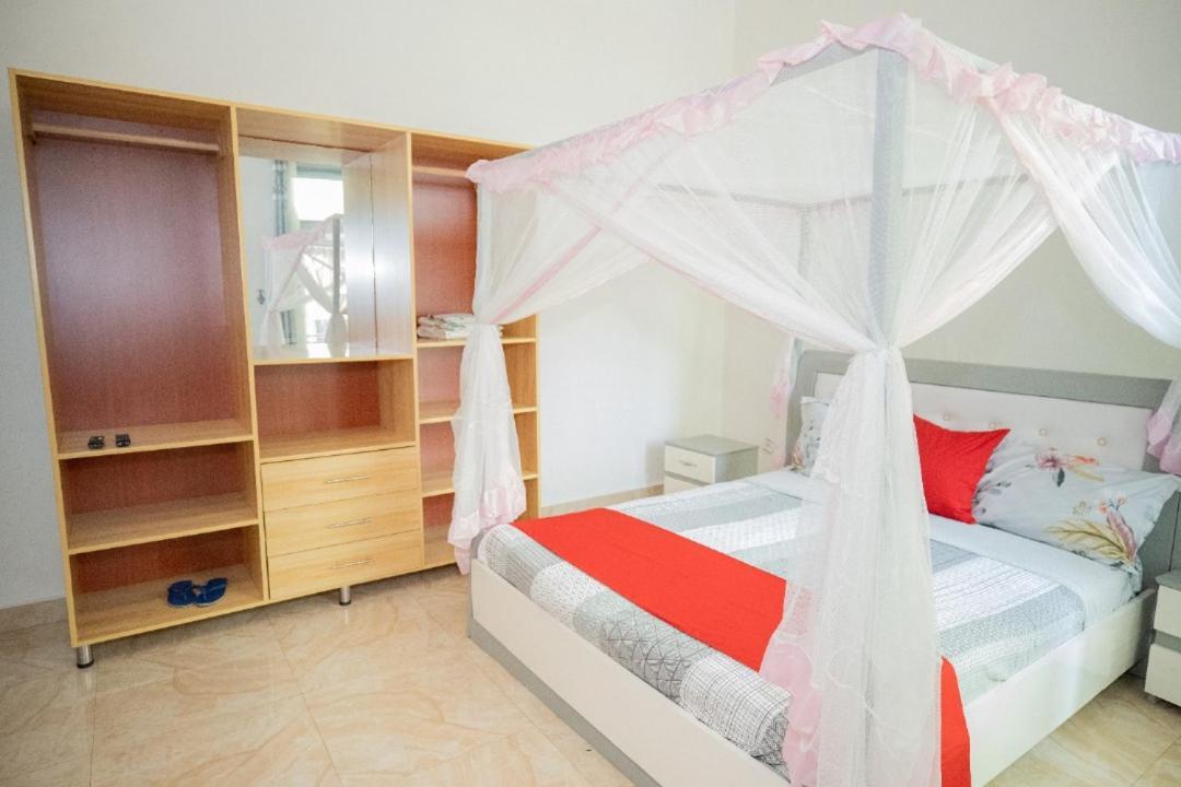 The City Block Apartment Bujumbura Buitenkant foto
